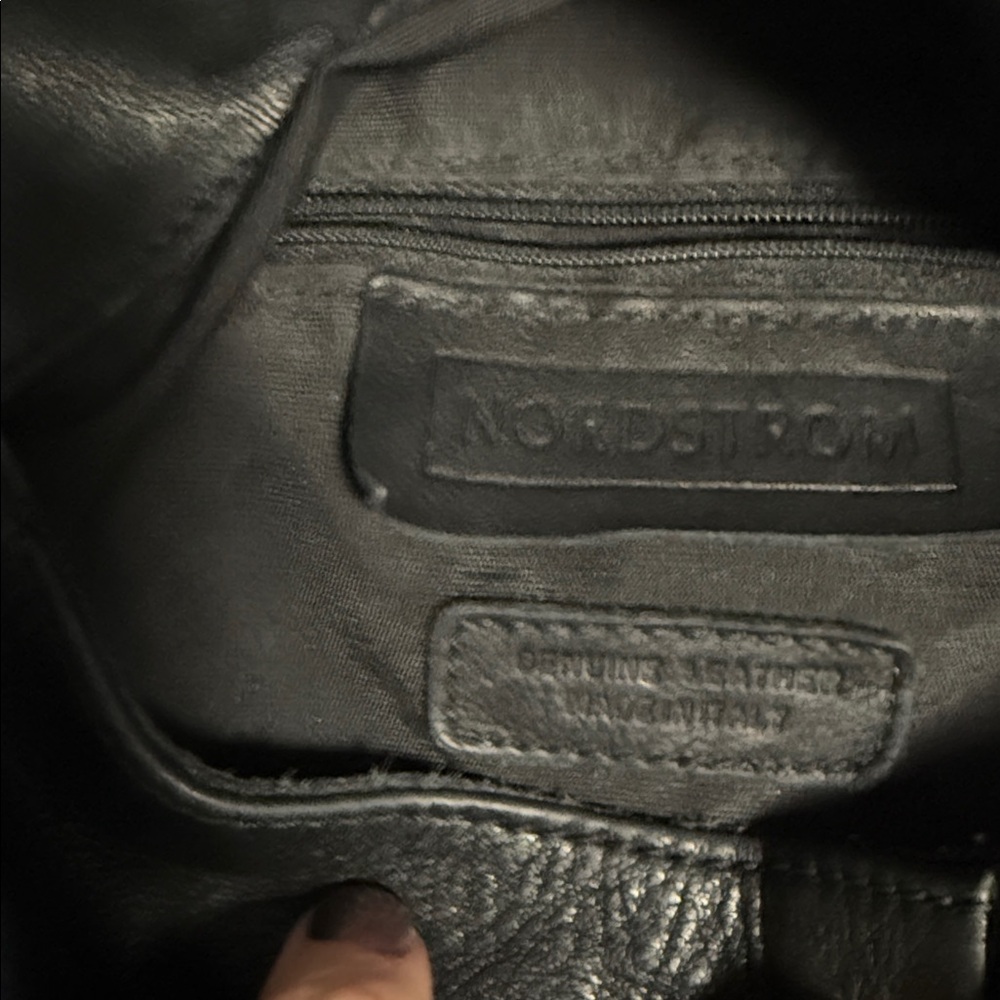 Nordstrom brand leather hobo bag - Picture 2 of 7
